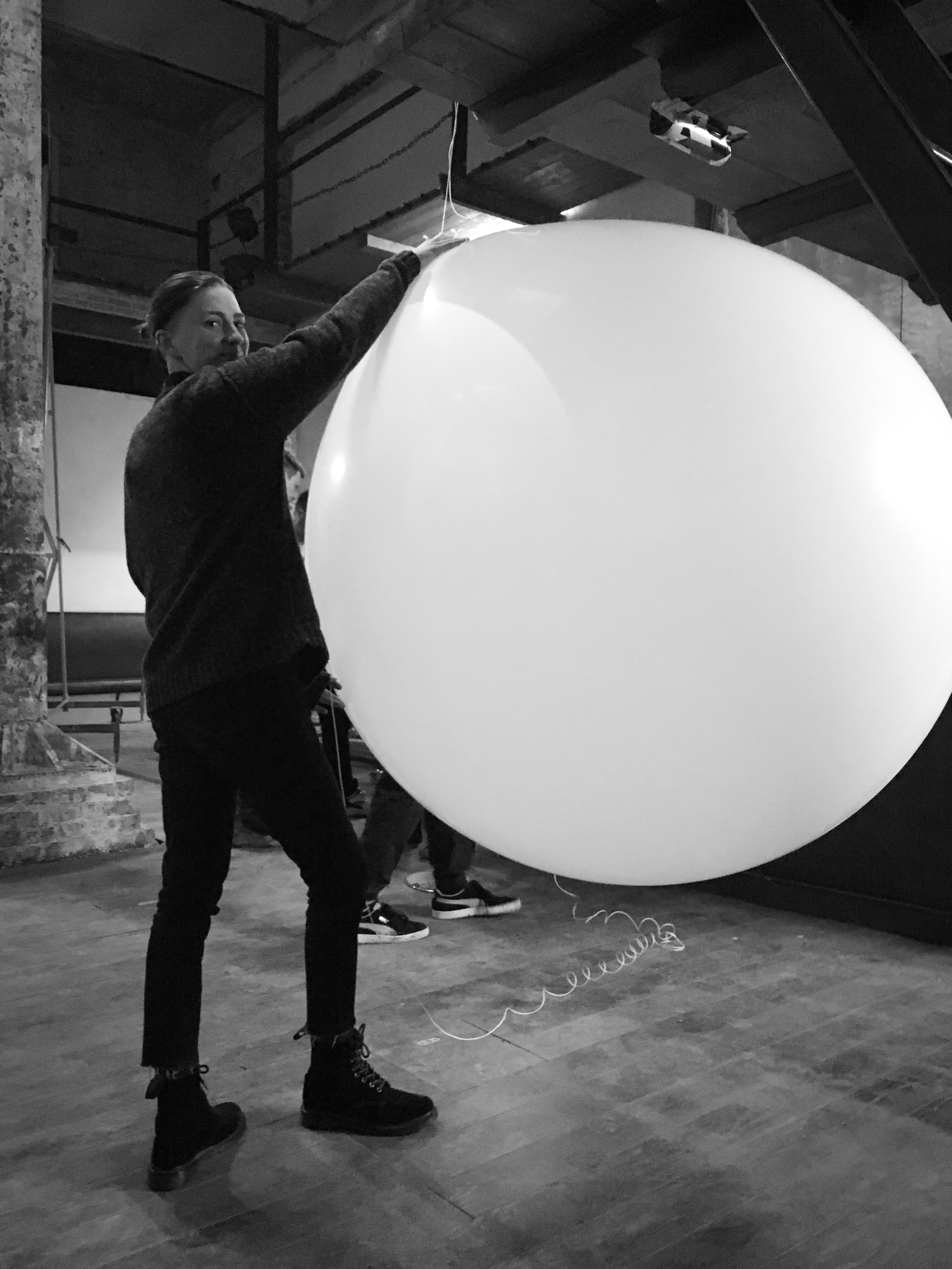 Spherical Projection Mapping on a weather balloon – AcidFudge.